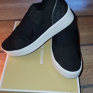 Michael kors slip on